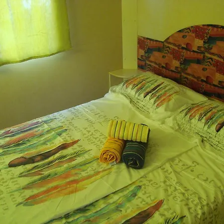 Aldeamento Turístico Mobile Homes Punta 3*