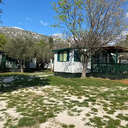 Holiday park Mobile Homes Punta 3*
