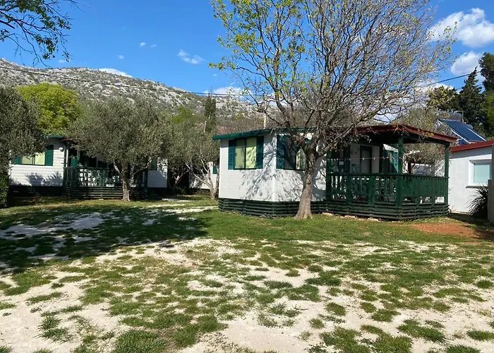 Parque de vacaciones Mobile Homes Punta 3*